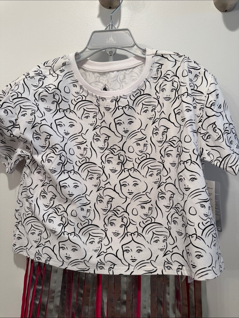 Disney princess’s face t shirt and shiny skirt set 7/8 - Picture 2 of 6